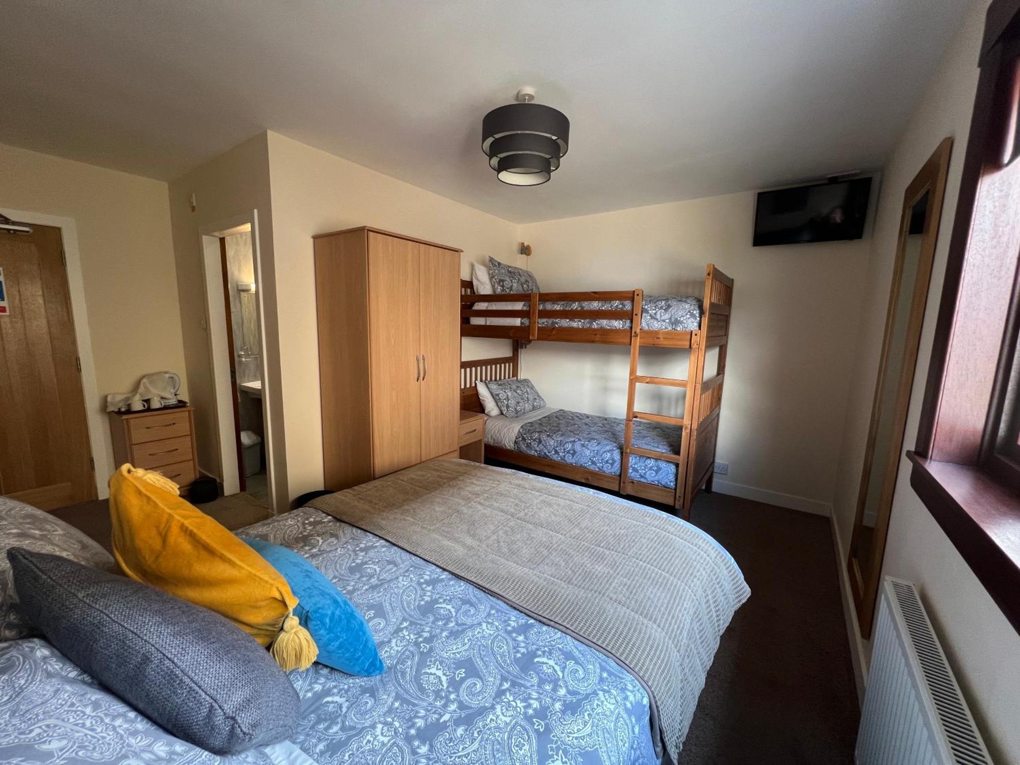 Stronchreggan View Guest House Форт-Уильям Экстерьер фото
